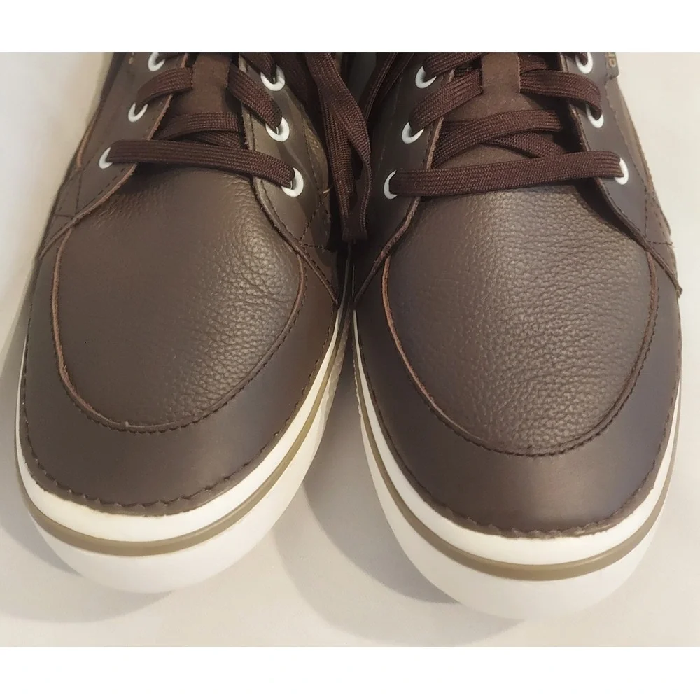 Crocs Golf Hank Haney Mens Brown Leather Bradyn Spikeless Golf Shoes Size 12 EUC